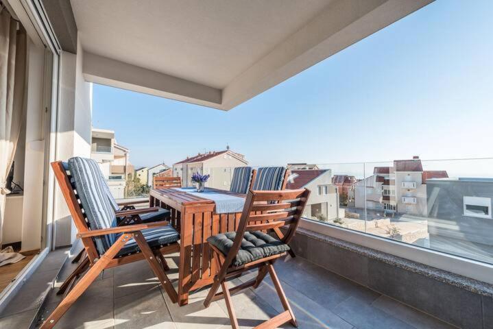 Blue Sky, Modern Sea View Apartment Novalja Exterior foto