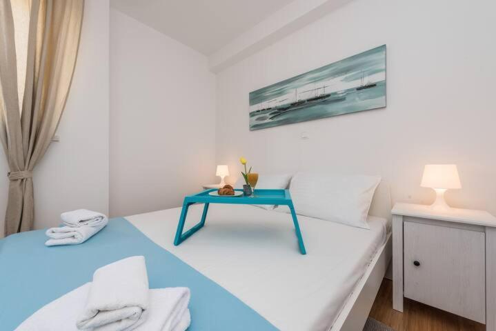 Blue Sky, Modern Sea View Apartment Novalja Exterior foto