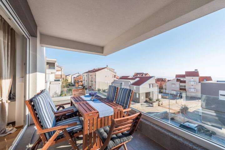 Blue Sky, Modern Sea View Apartment Novalja Exterior foto